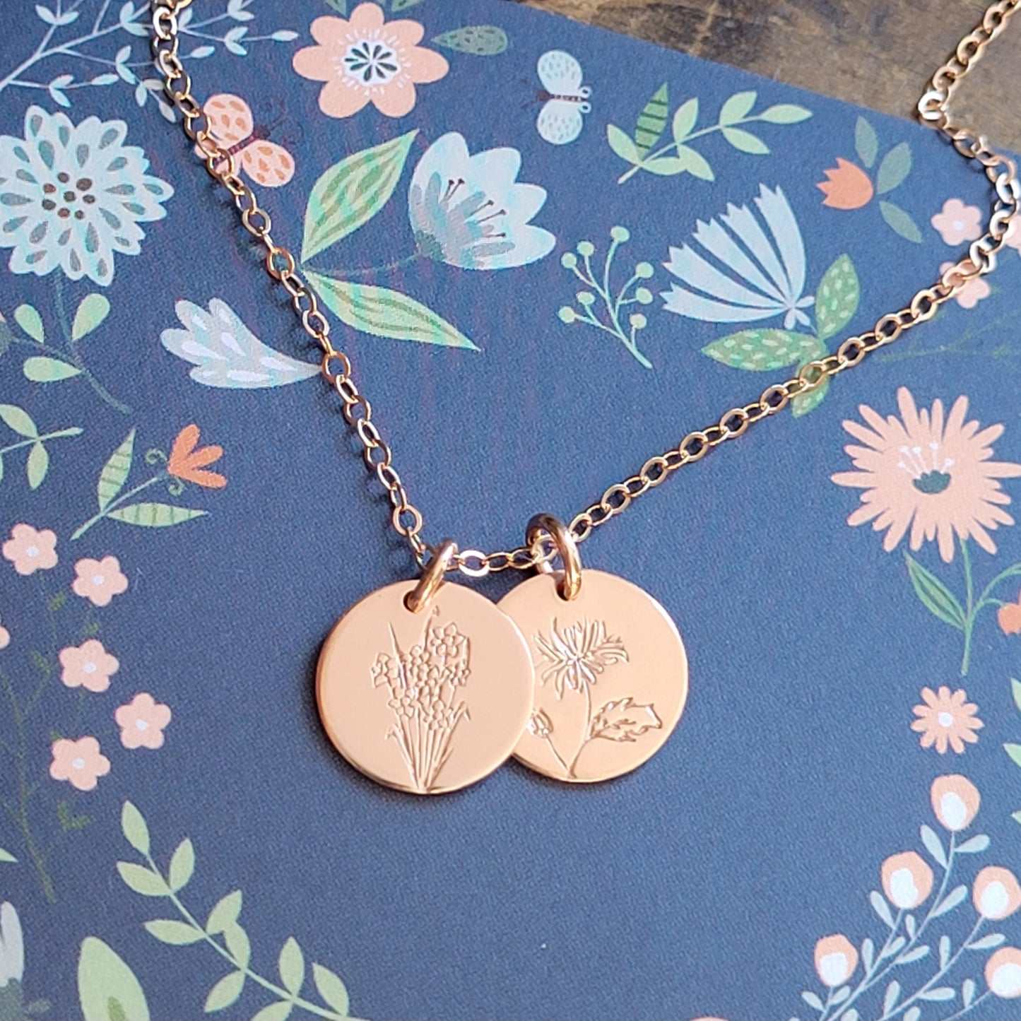 Mama of Many Floral Disc Birth Flower Necklace . ROSE GOLD-FILLED