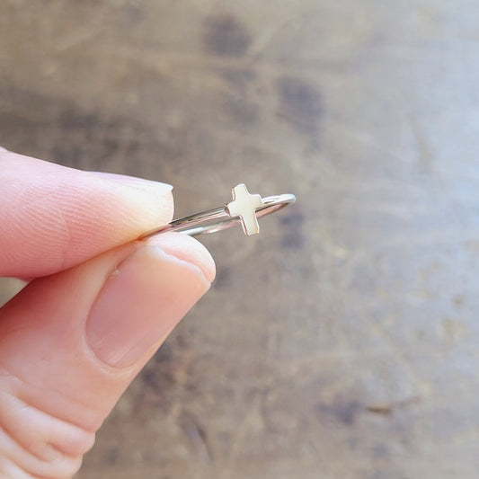 sterling wire cross ring